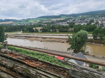 photo 4 2023-08-08 22-35-51