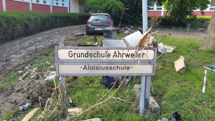 photo 2023-08-08 22-39-47