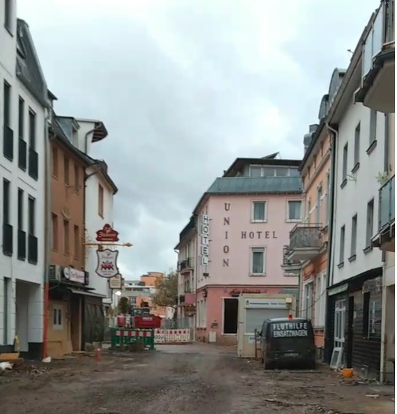 Bad_NA_2021-11-12_22-24-45_Kreuzstr.jpg